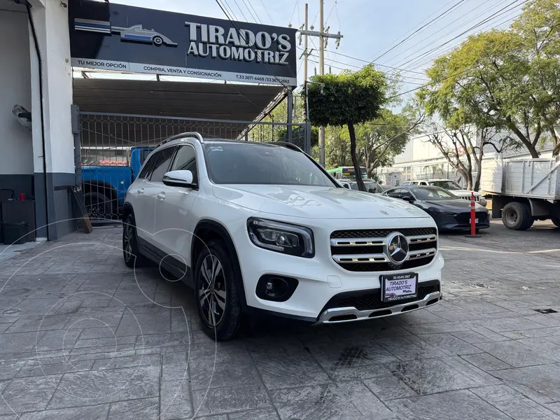 mercedes clase-glb