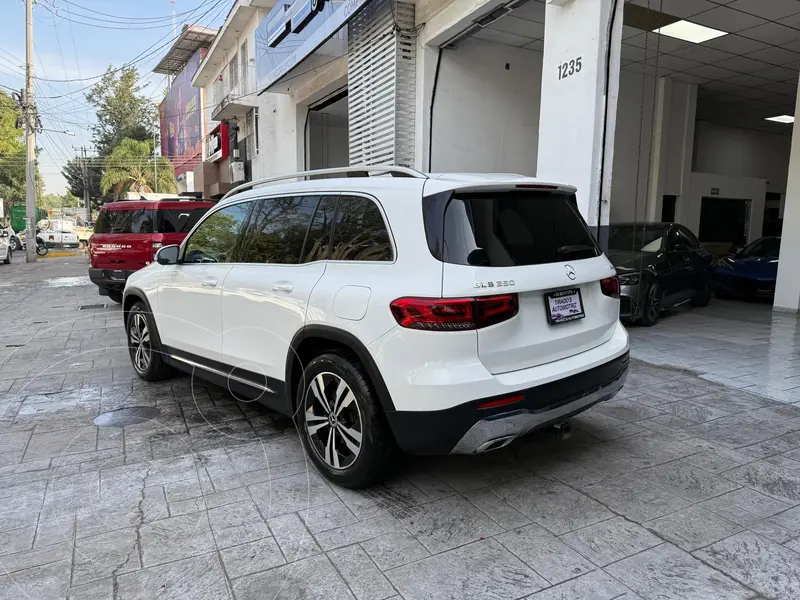 mercedes clase-glb