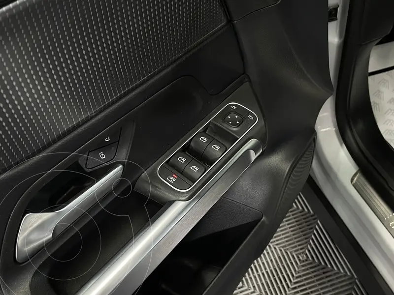 mercedes clase-glb