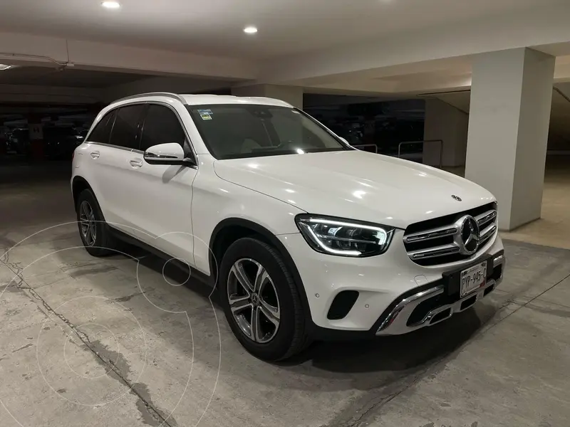 Foto Mercedes Clase GLC 300 4MATIC Comfort usado (2021) color Blanco precio $699,900