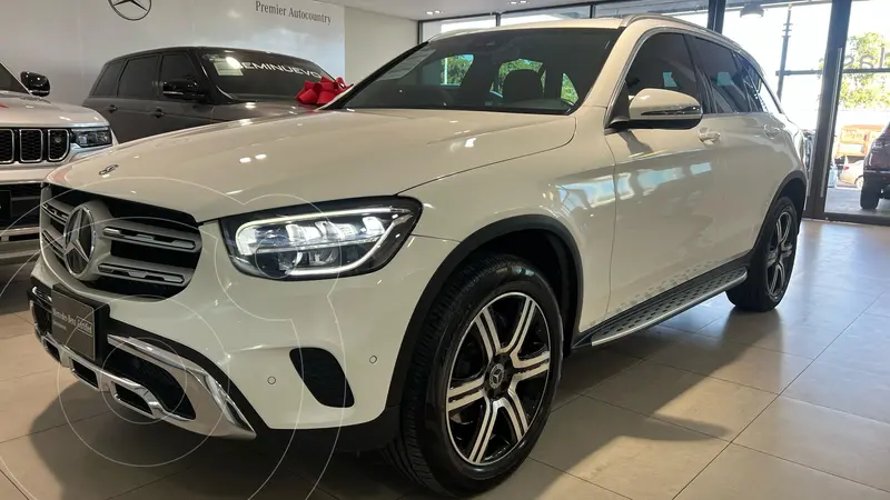 Foto Mercedes Clase GLC 300 4MATIC usado (2020) color Blanco precio $688,000