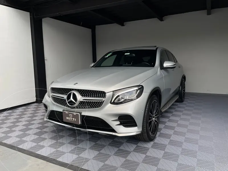 Foto Mercedes Clase GLC Coupe 300 Sport usado (2019) color plateado precio $678,000