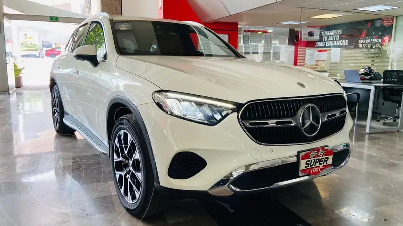 Foto Mercedes Clase GLC 300 e 4MATIC Coupe usado (2023) color Blanco precio $995,000