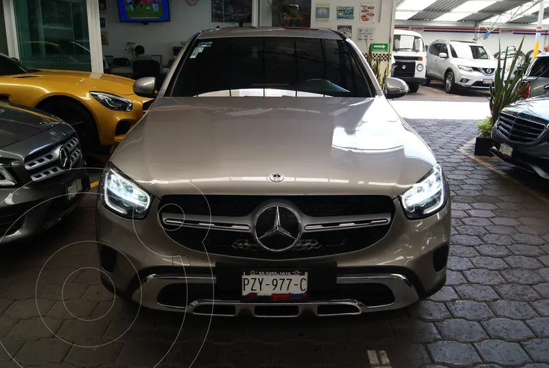 Foto Mercedes Clase GLC 300 4MATIC Sport Coupe usado (2021) color Bronce precio $799,000