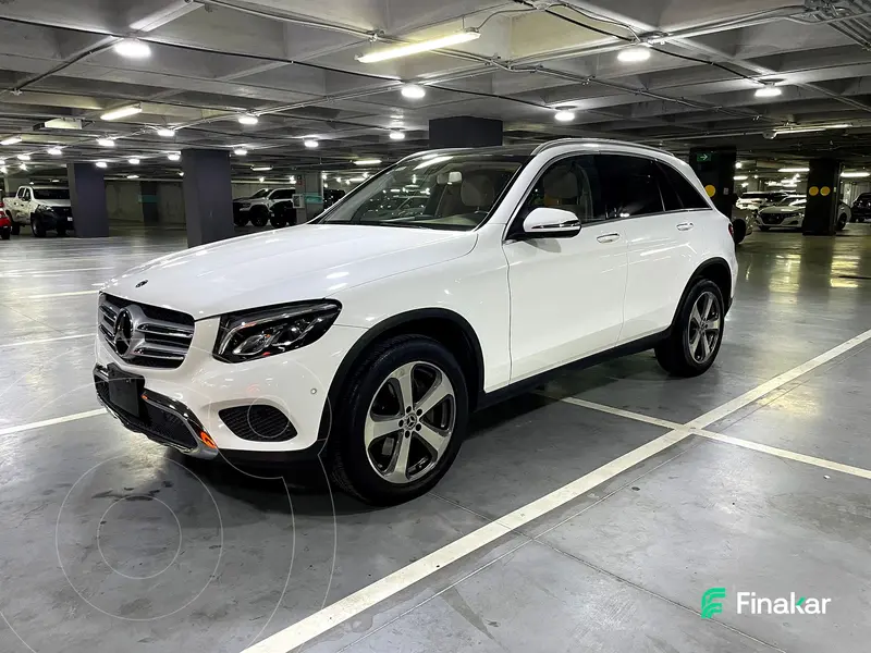 Foto Mercedes Clase GLC 300 Off Road usado (2019) color Blanco precio $419,800