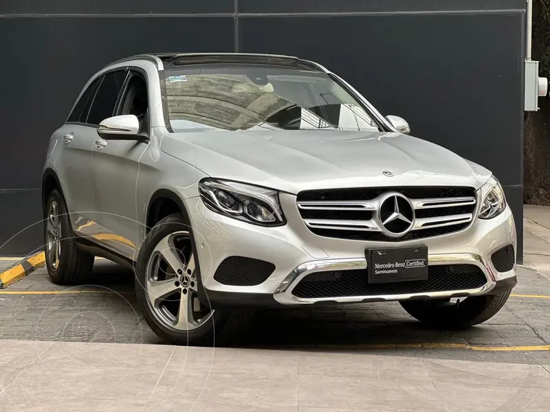 Foto Mercedes Clase GLC 300 Off Road usado (2019) color plateado precio $465,000