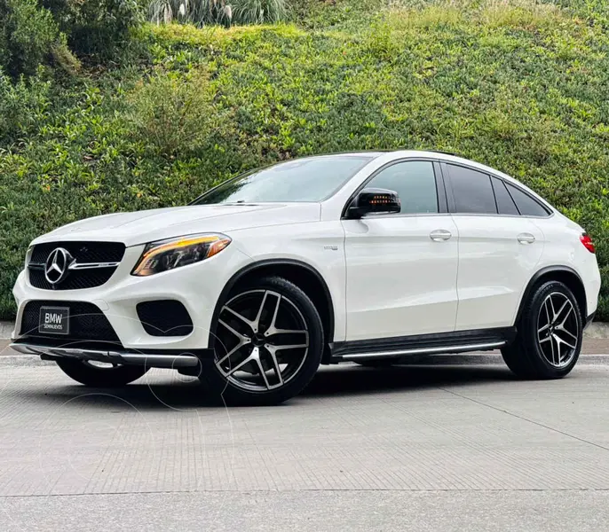 Foto Mercedes Clase GLE AMG 43 AMG Coupe usado (2020) color Blanco financiado en mensualidades(enganche $175,780 mensualidades desde $17,341)