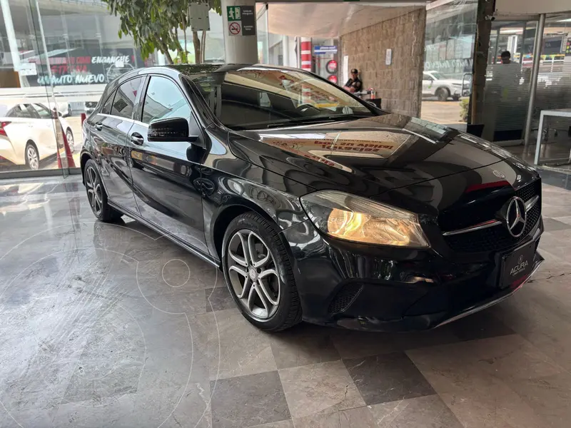 Foto Mercedes Clase M ML 500 CGI Biturbo usado (2017) color Negro precio $319,000