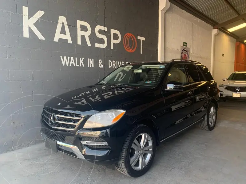 Foto Mercedes Clase M ML 350 CGI Exclusive usado (2015) color Negro financiado en mensualidades(enganche $98,367 mensualidades desde $7,169)