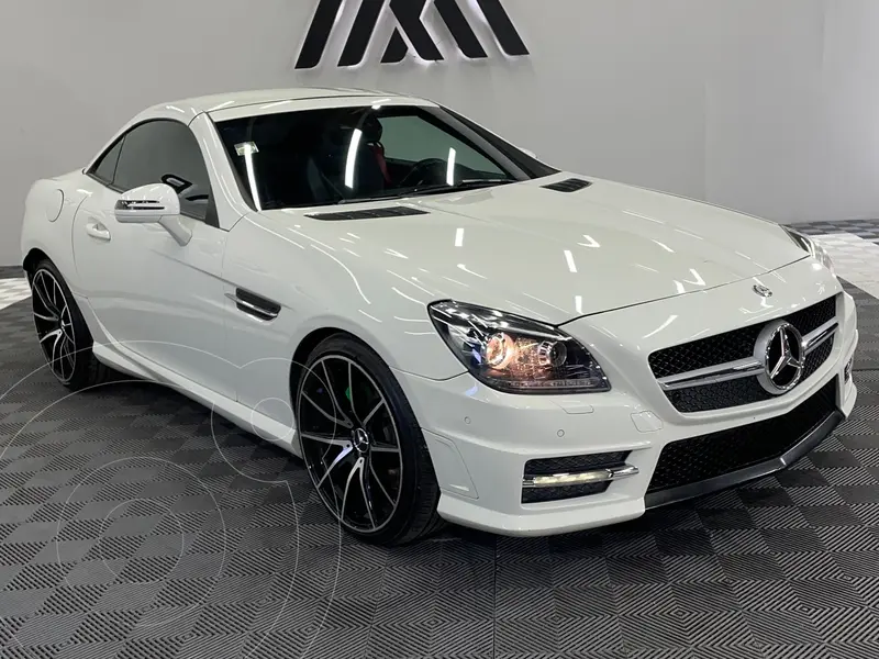 Foto Mercedes Clase SLK 200 CGI usado (2013) color Blanco precio $367,999