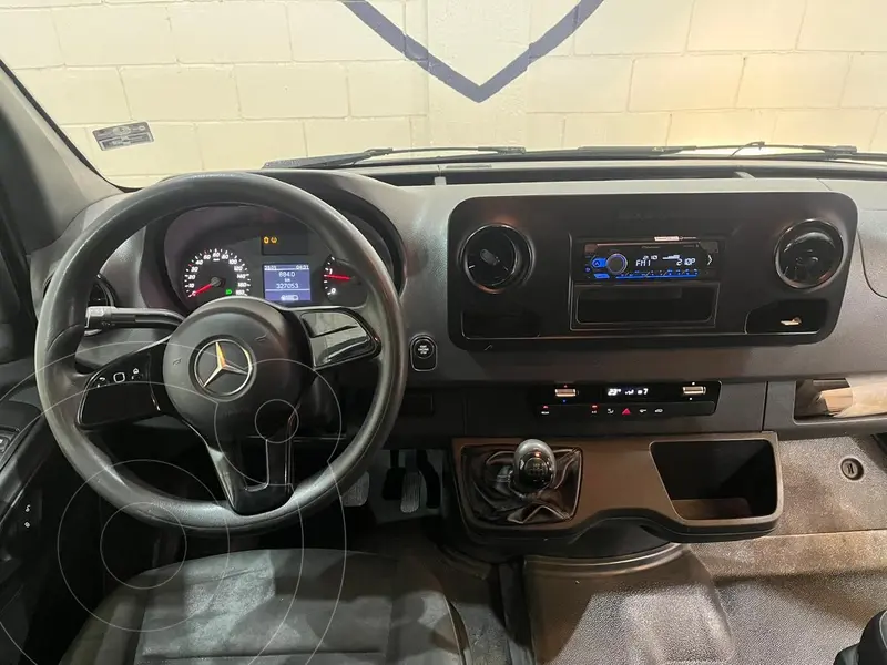 mercedes sprinter-van