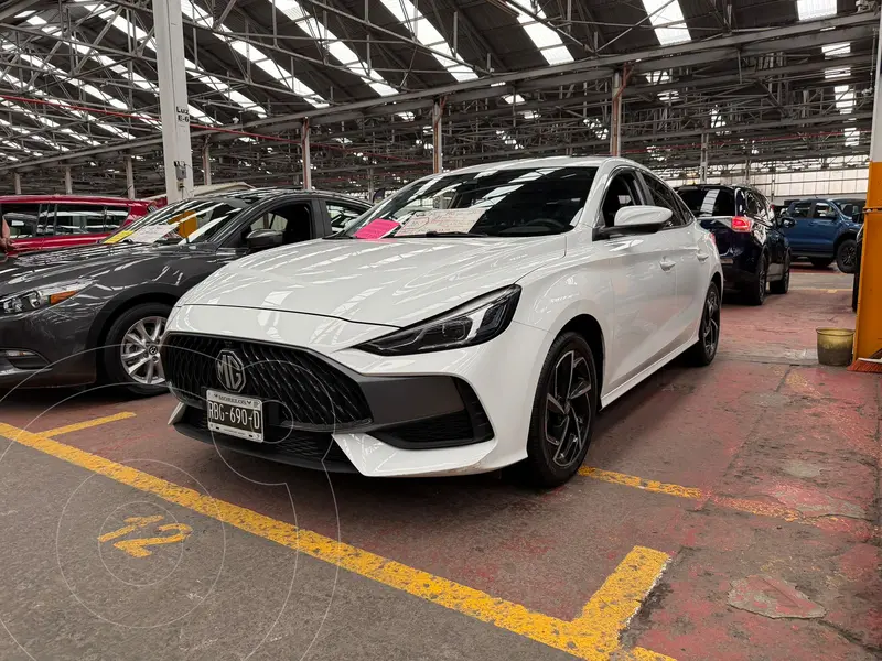 Foto MG MG GT Style usado (2023) color Blanco financiado en mensualidades(enganche $71,500 mensualidades desde $6,500)
