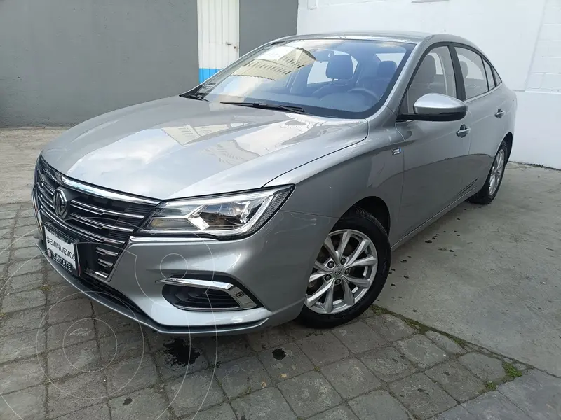 Foto MG MG GT Excite usado (2024) color plateado precio $225,000