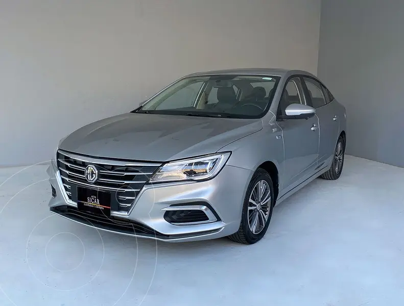 Foto MG MG5 Elegance Aut usado (2023) color plateado precio $239,000