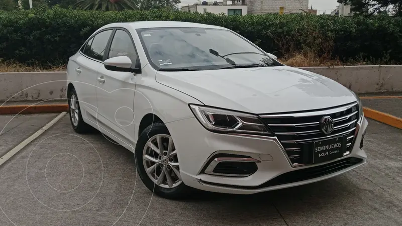 Foto MG MG5 Excite Aut usado (2022) color Blanco financiado en mensualidades(enganche $54,674 mensualidades desde $6,291)