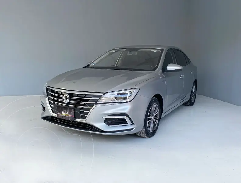 Foto MG MG5 Elegance Aut usado (2023) color plateado precio $229,000