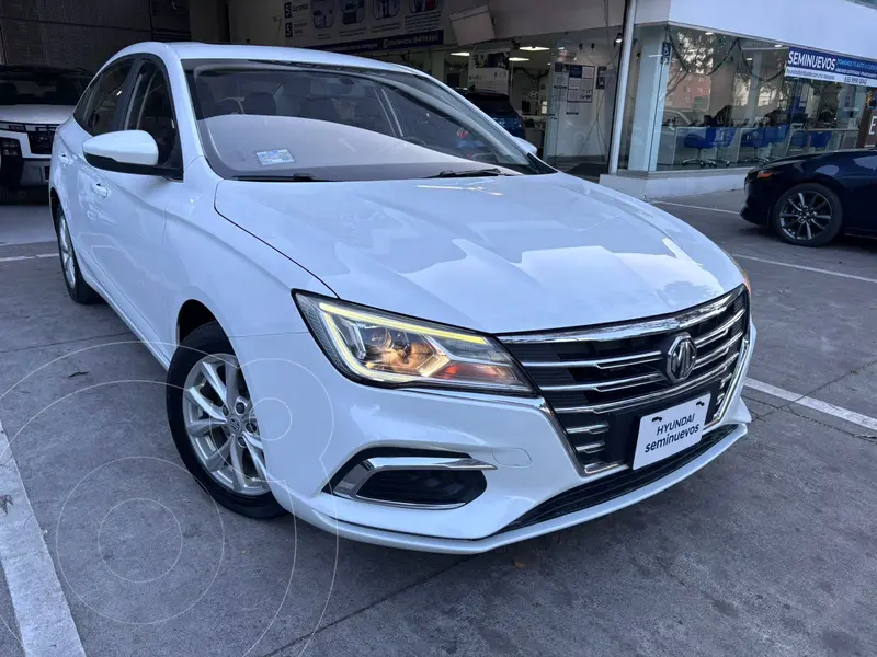 Foto MG MG5 Excite Aut usado (2022) color Blanco financiado en mensualidades(enganche $81,510 mensualidades desde $3,429)