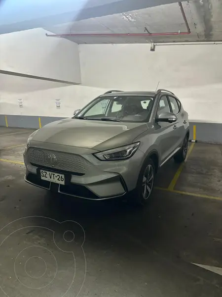 Foto MG ZS EV DLX usado (2023) color Gris precio $17.200.000