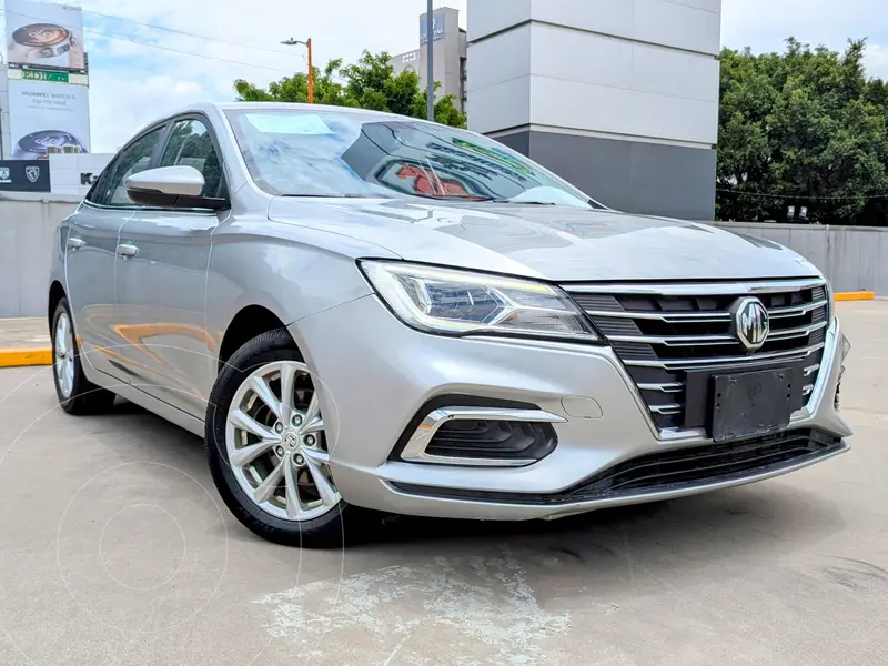 Foto MG ZS Excite Aut usado (2023) color plateado precio $217,000