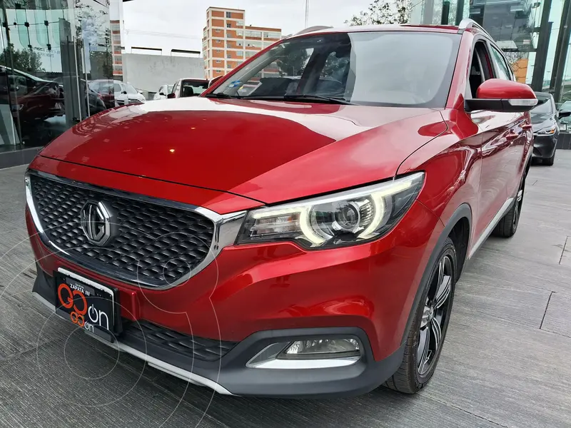 Foto MG ZS Excite Aut usado (2022) color Rojo financiado en mensualidades(enganche $61,176 mensualidades desde $4,678)
