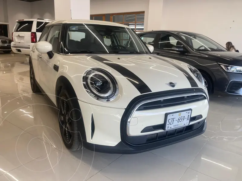 Foto MINI Cooper 5 Puertas Classic Aut usado (2022) color Blanco precio $484,900