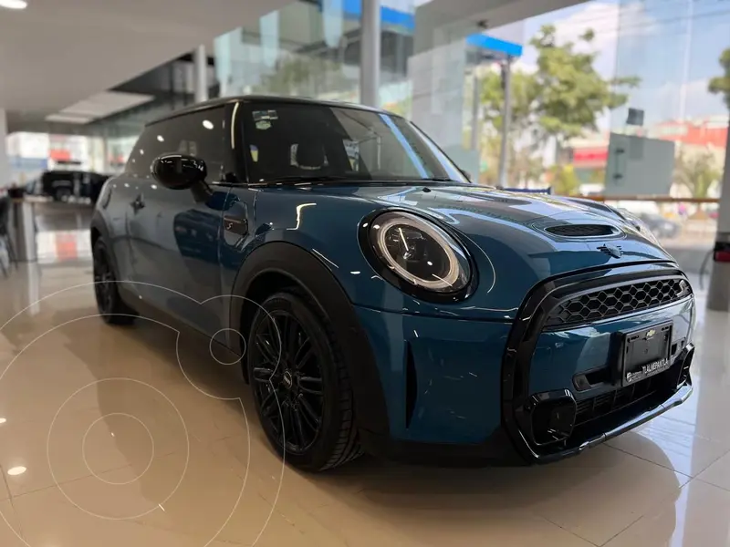 Foto MINI Cooper 5 Puertas Classic Aut usado (2023) color Azul precio $569,000