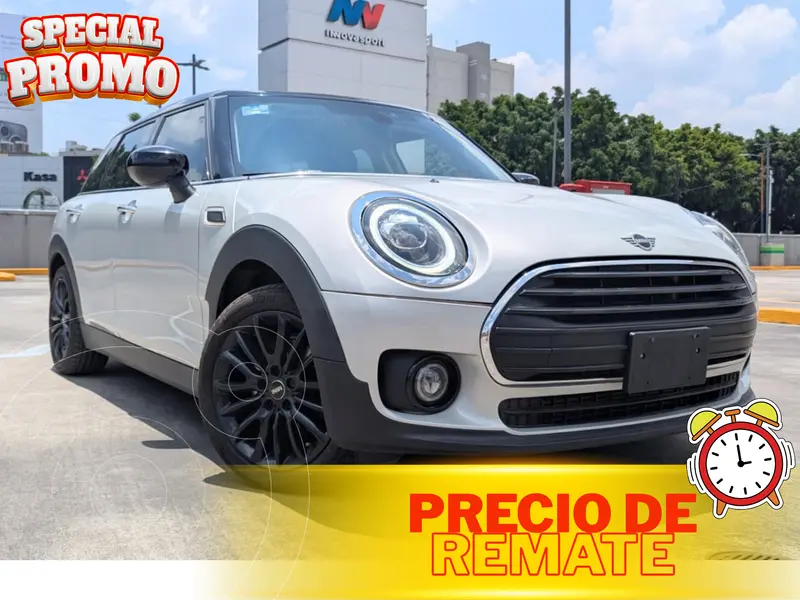 Foto MINI Cooper Clubman Chili Aut usado (2021) color plateado precio $391,000