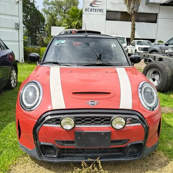 Foto MINI Cooper Convertible Iconic Aut usado (2022) color Rojo precio $495,000
