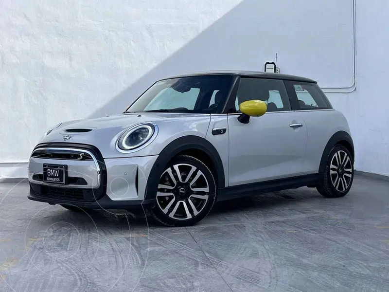 Foto MINI Cooper Convertible Iconic Aut usado (2022) color Blanco financiado en mensualidades(enganche $94,380 mensualidades desde $9,310)
