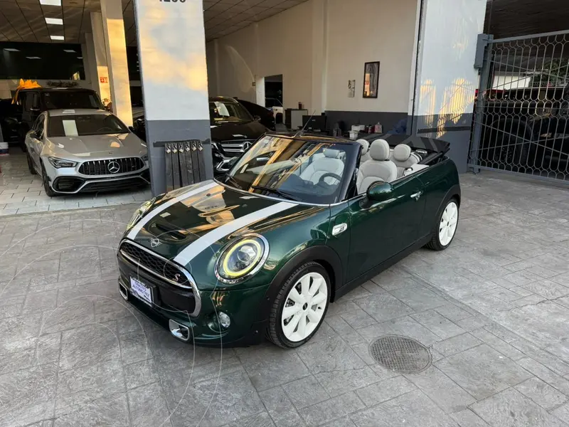 Foto MINI Cooper Convertible S Hot Chili Aut usado (2019) color Verde precio $379,000