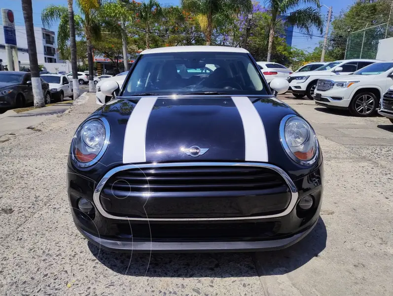 Foto MINI Cooper S Salt 5 Puertas Aut usado (2017) color Negro precio $230,000