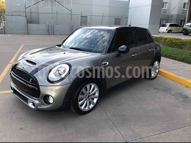 MINI Cooper S Hot Chili 5 Puertas usado (2018) color Gris precio $380,000