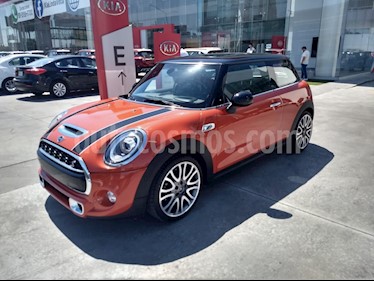 foto MINI Cooper S Hot Chili usado (2019) color Naranja precio $419,900