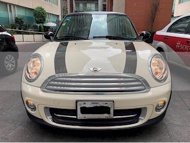 foto MINI Cooper Classic Aut usado (2013) color Blanco precio $220,000