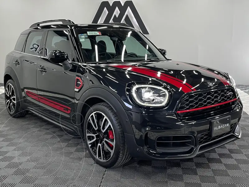 Foto MINI Cooper Iconic SE usado (2024) color Negro precio $619,999