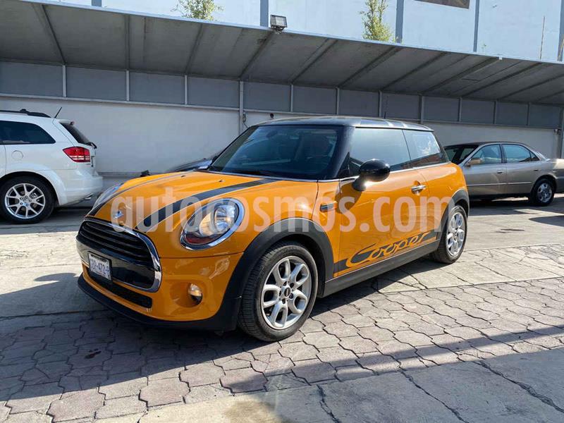 foto MINI Cooper Salt Aut usado (2017) color Naranja precio $299,900