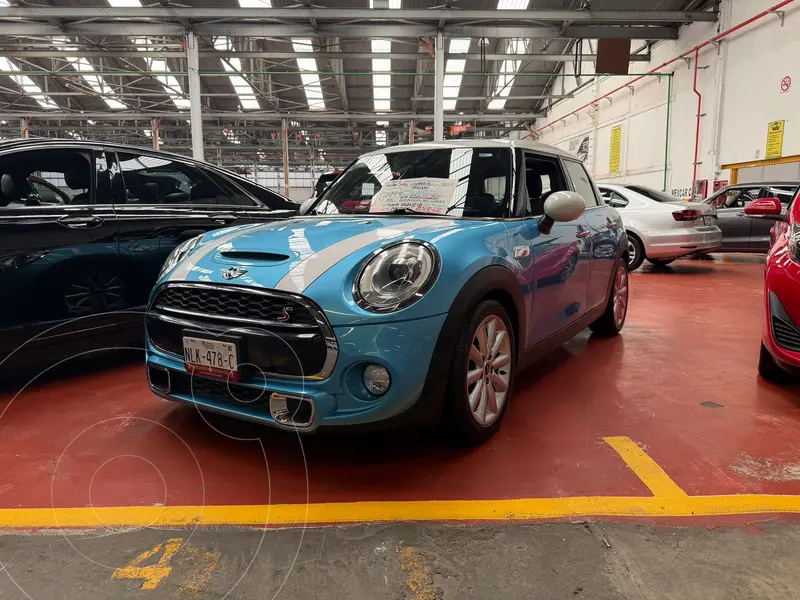 Foto MINI Cooper Pepper usado (2017) color Azul financiado en mensualidades(enganche $62,500 mensualidades desde $5,500)