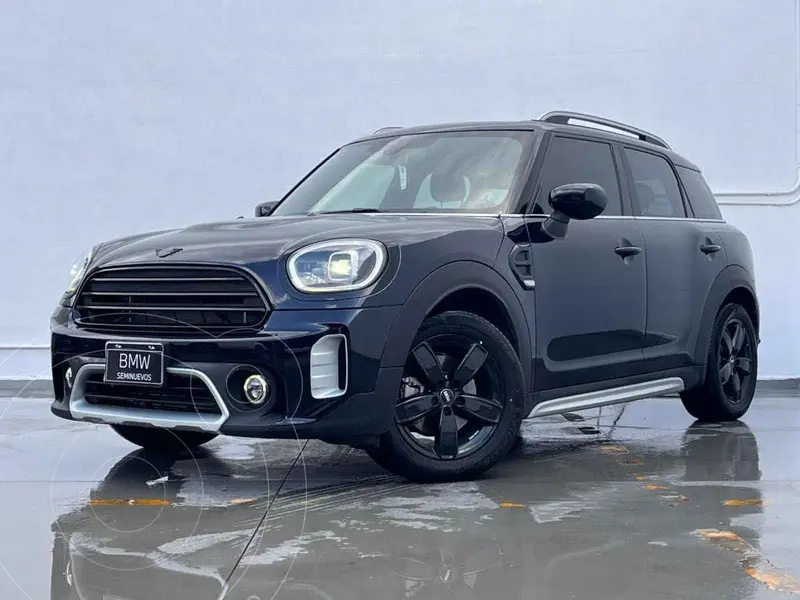Foto MINI Countryman Cooper Classic Aut usado (2024) color Negro financiado en mensualidades(enganche $131,780 mensualidades desde $13,000)