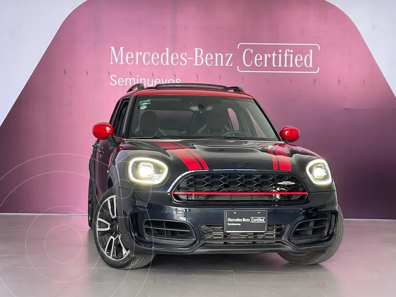 Foto MINI Countryman Cooper Classic Aut usado (2024) color Azul financiado en mensualidades(enganche $330,220 mensualidades desde $14,186)