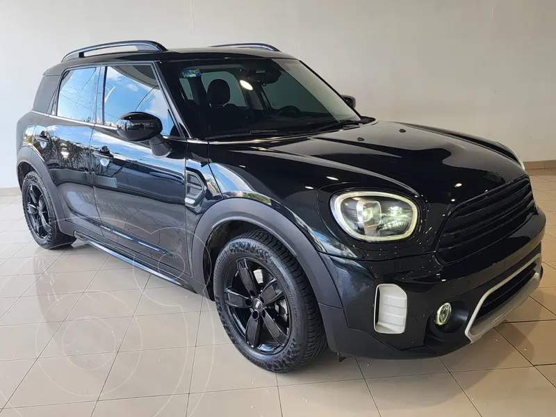 Foto MINI Countryman Cooper Classic Aut usado (2024) color Negro Medianoche precio $539,000