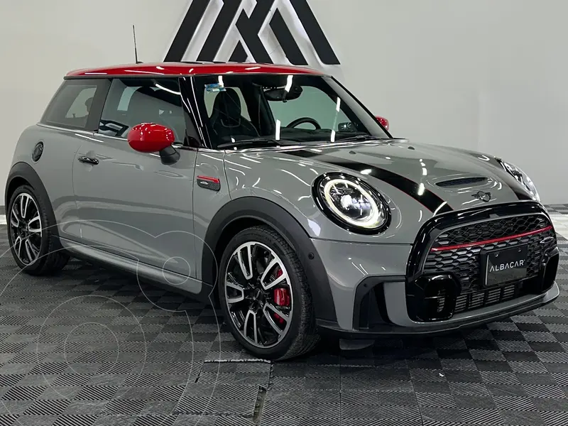 Foto MINI John Cooper Works Convertible Hot Chili Aut usado (2022) color Gris precio $489,999