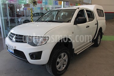 Mitsubishi L200 4x4 2.5L DI-D Cabina Doble usado (2015) color Blanco precio $218,000