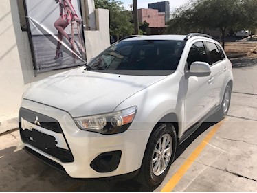 foto Mitsubishi ASX 2.0L SE usado (2015) color Blanco Perla precio $206,000
