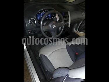 Foto venta Auto usado Mitsubishi Colt Version Sin Siglas L4,1.3i,12v S 2 1 (2003) color Plata precio u$s6,000