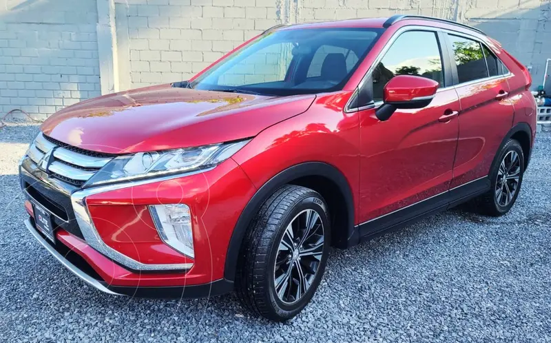 Foto Mitsubishi Eclipse Cross GLX usado (2019) color Rojo financiado en mensualidades(enganche $72,475 mensualidades desde $6,010)