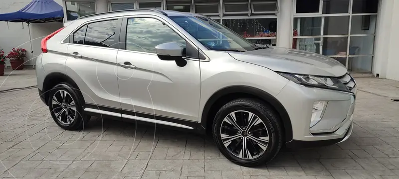 Foto Mitsubishi Eclipse Cross GLS usado (2020) color Plata Metalico financiado en mensualidades(enganche $93,879 mensualidades desde $7,358)