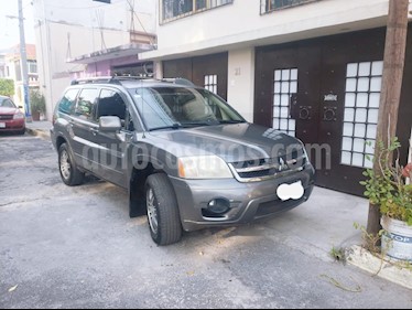 Mitsubishi Endeavor XLS usado (2006) color Gris precio $90,000