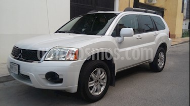 Mitsubishi Endeavor XLS usado (2010) color Blanco Diamante precio $165,000
