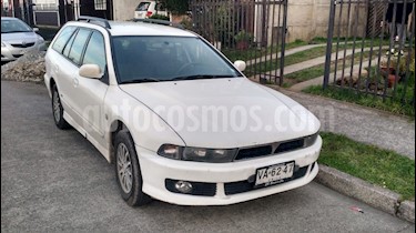 Mitsubishi Galant Station 2.0 Elegance Aut 5P usado (2002) color Blanco precio $2.500.000