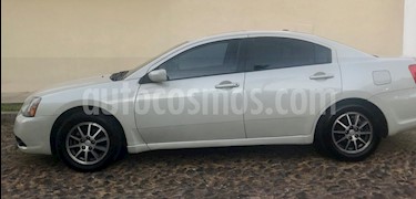 Mitsubishi Galant ES Diamond Piel usado (2009) color Blanco precio $85,000